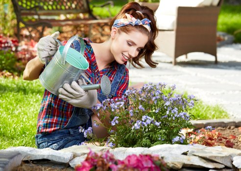 Risk assessment before gardening work in Elmstead